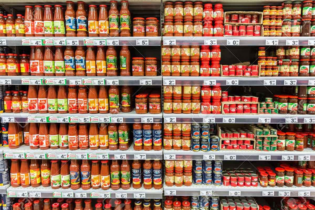 Passate di pomodoro: il test di Altroconsumo premia i discount